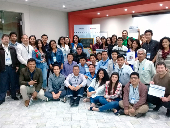Equipos de voluntarios y voluntarias de la Escuela Anticorrupción del Norte Equipos de voluntarios y voluntarias de la Escuela Anticorrupción del Norte